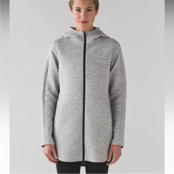Lululemon • Going Places Hooded Jacket
Heathered Space Dyed Medium Grey size 2 - Picture 16 of 16
